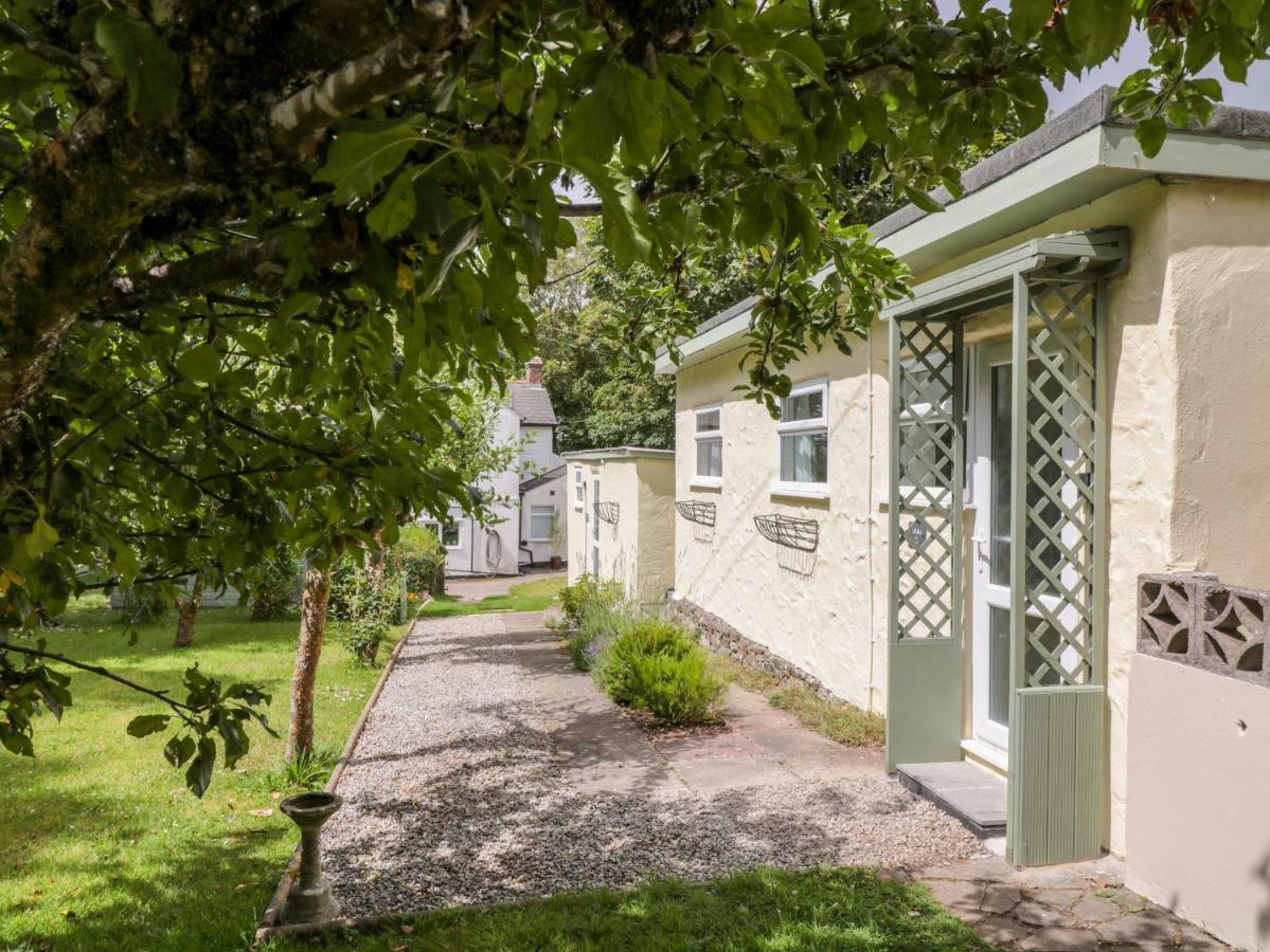 The Roost Villa Кембърн Екстериор снимка
